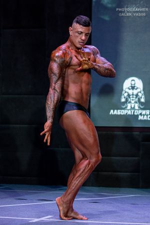 CLASSIC PHYSIQUE НОВИЧКИ